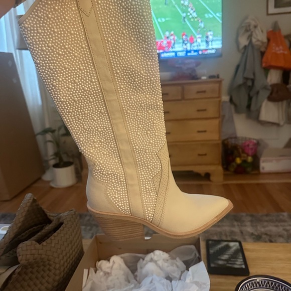 NIB Dolce Vita Navene Pearl cowboy boots - Picture 3 of 5